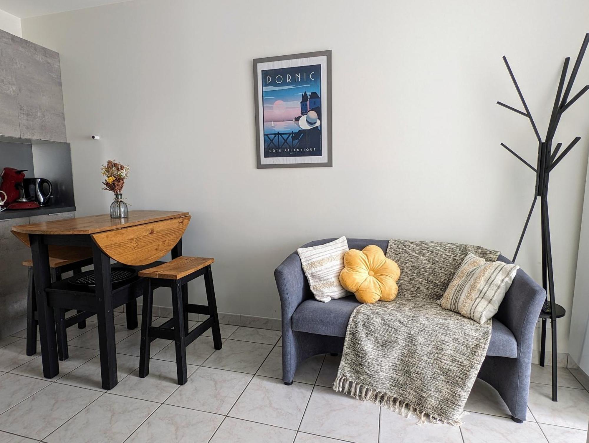 Pied-a-terre Proche Du Centre Et Commodites